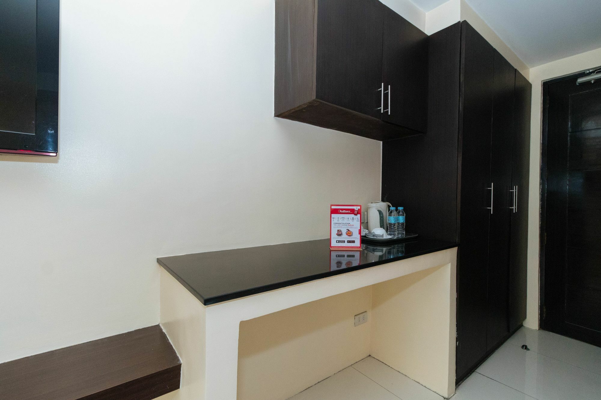 Reddoorz Near Quezon City Circle エクステリア 写真
